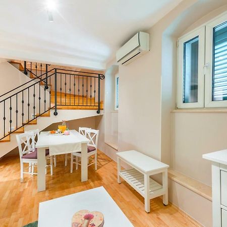 Apartments Villa Mak Split Eksteriør bilde